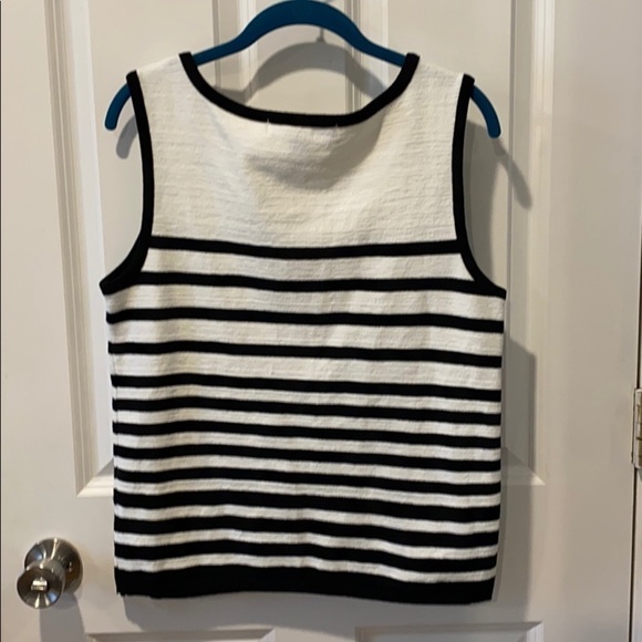 EUC Striped sleeveless sweater shell top - Picture 7 of 12